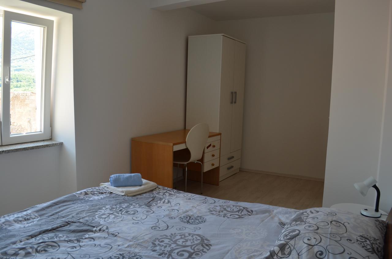 Apartments Petar Draga Bascanska Exterior photo